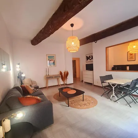 Apartment Intra Muros Avec Cour Privee Avignon